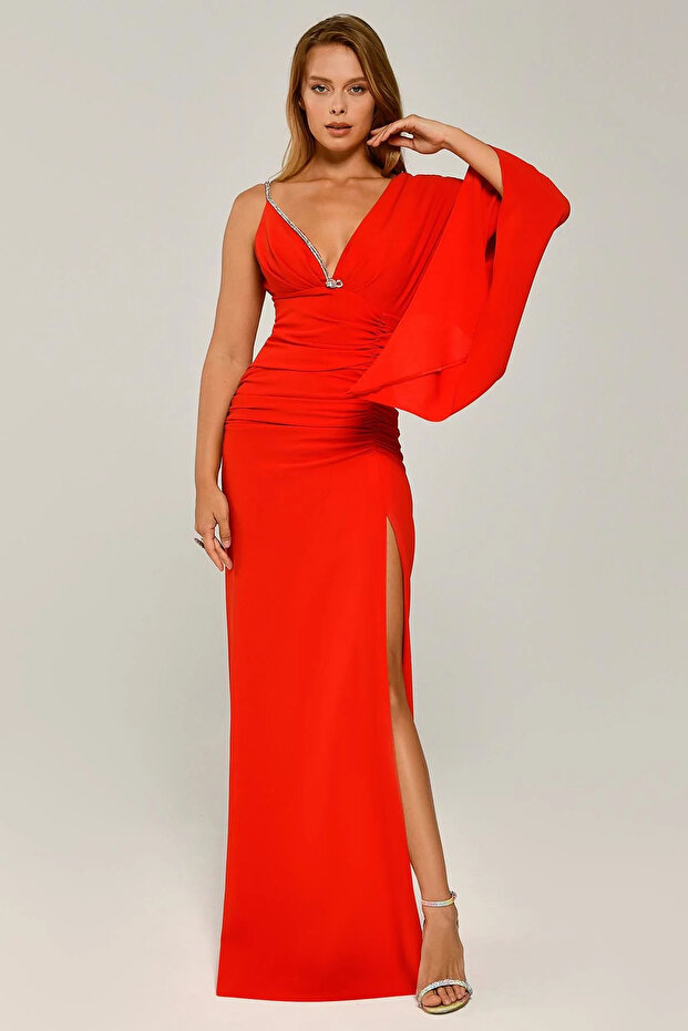 Alfa Beta Tek Kol V Yaka Yırtmaçlı Uzun Abiye Elbise - 1