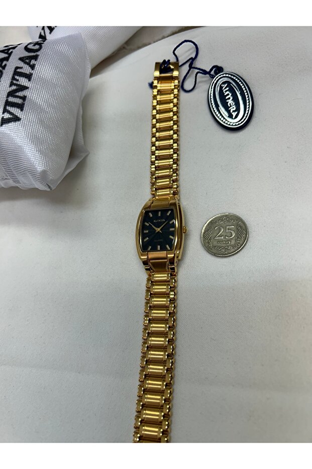 Gold Vintage Women's Watch L03597