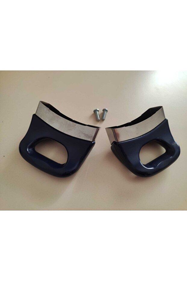 Black Pot and Handle Set - 1