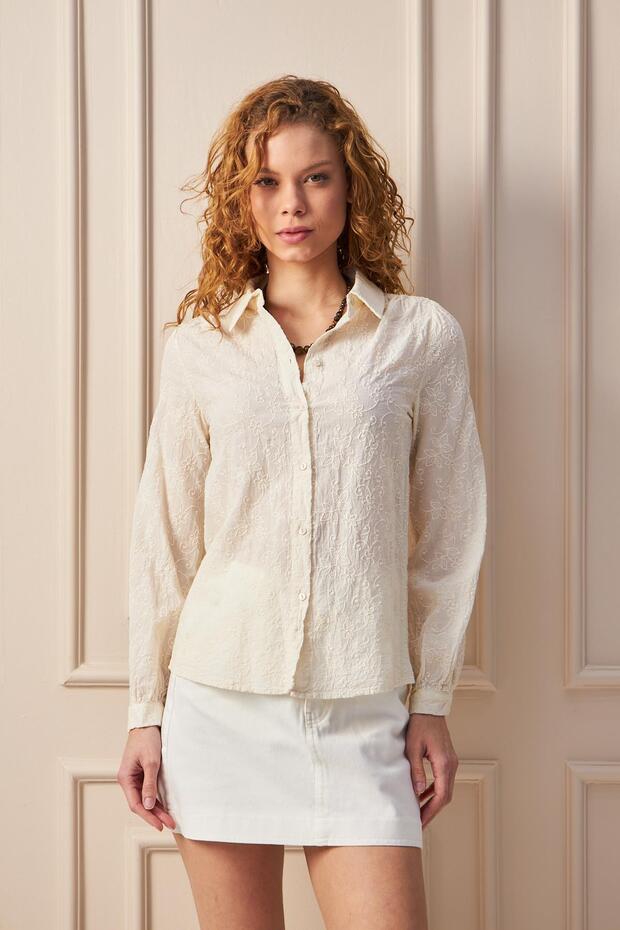 Çiçek Desen İşlemeli Gömlek - 1