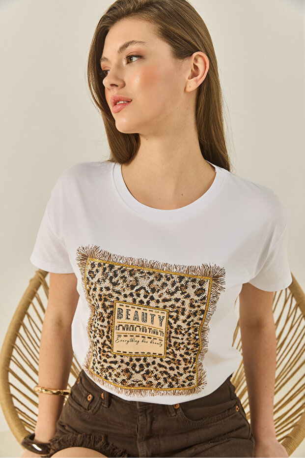 Women's White Crew Neck Short Sleeve Stone Printed Leopard Detailed Regular Fit T-Shirt 1631 60283280