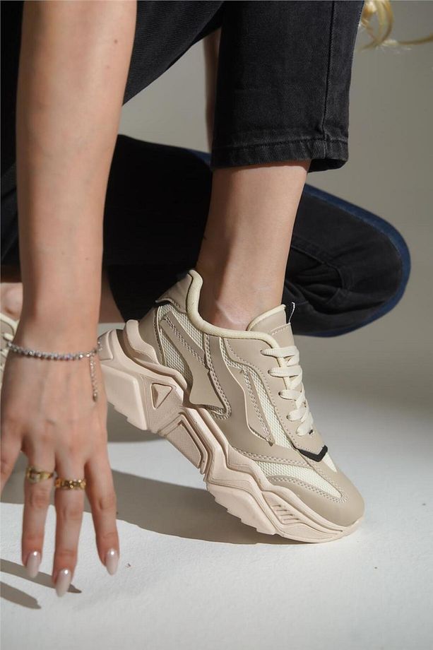 Yüksek Tabanlı Bağcıklı Kadın Spor Ayakkabı Sneaker - 2