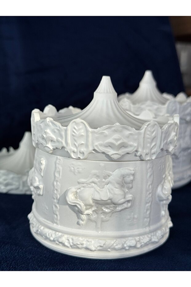 Beyaz atlı karınca - 1