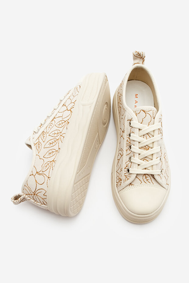 Damskie trampki sznurowane z haftem lniane Magis Ecru - 8