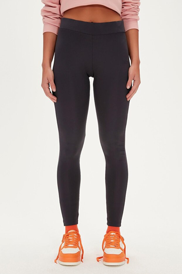 21.04.36.002-c02 Chelsea Women's Leggings