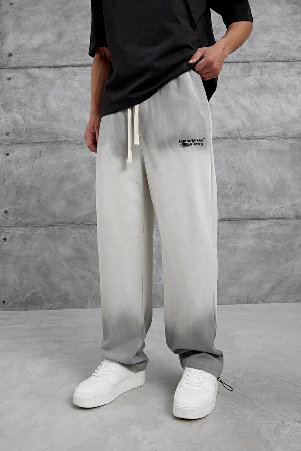 Men's Sweatpants Unknow Studios Written on the Bottom Gray Oversize Loose Fit 3 Yarns Without Drawstrings