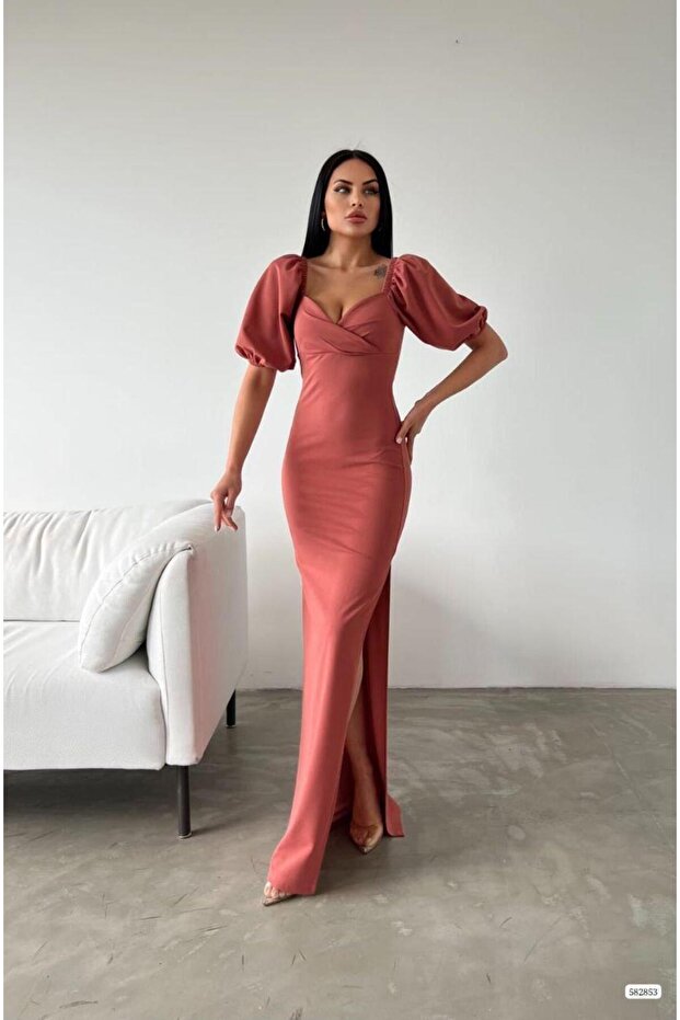 Krep Kumaş Kruvaze Yaka Balon Kol Yırtmaç Detaylı Maxi Elbise Gülkurusu 582853 - 1