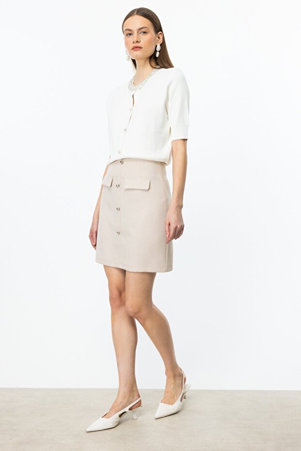 Süs Düğmeli Mini Etek - 2