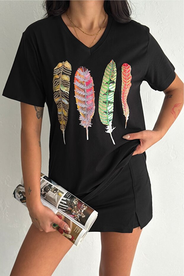 Women's Black V-Neck Large Size Feather Pattern Sequin Embroidered 100% Cotton Large Size T-Shirt