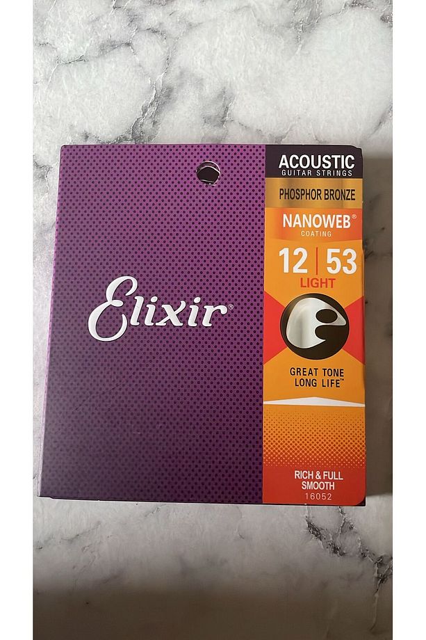 ELİXİR akustik gitar teli + fender 1mm pena + daddario 0.75mm pena - 3