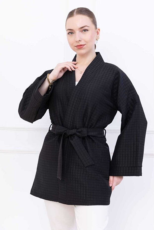 Women's Black Seasonal Quilted Belted Kimono Jacket