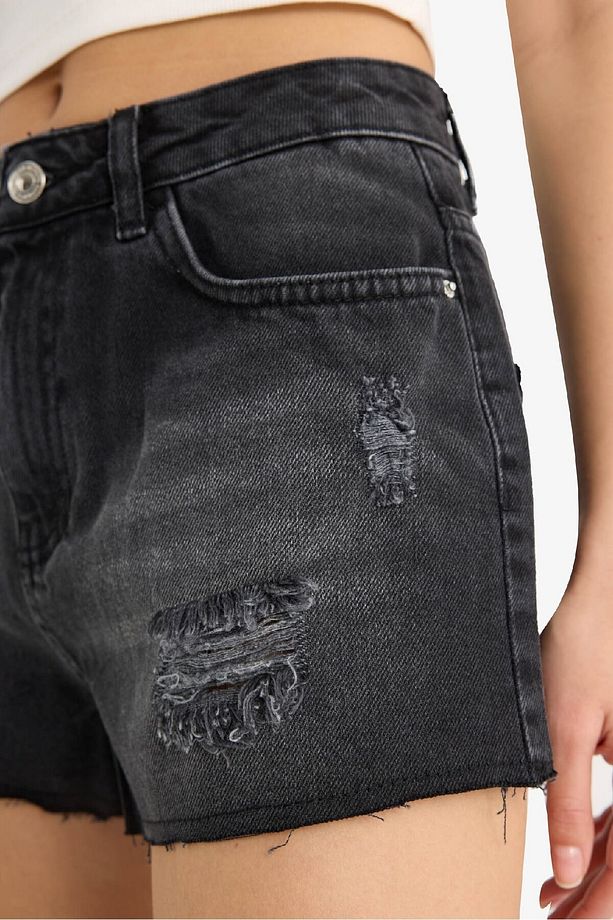 Yüksek Bel Paça Ucu Kesik Jean Şort E4693AX25SM - 6