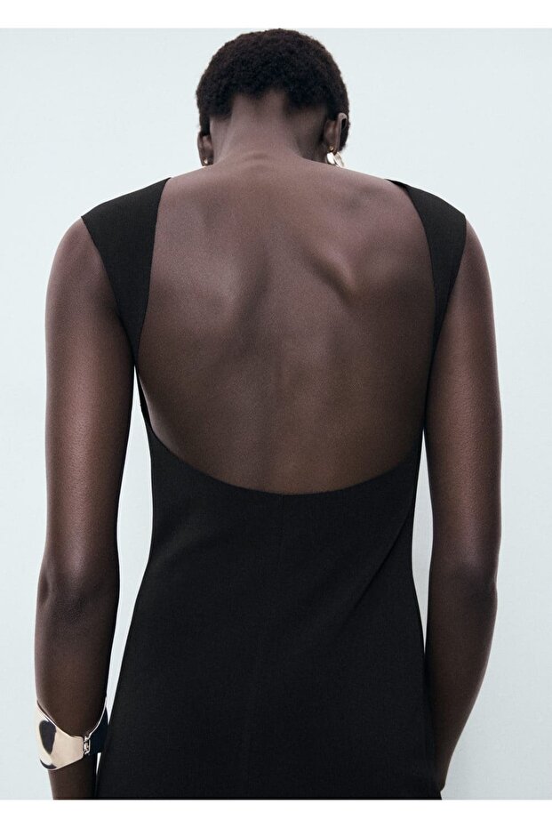 Sırtı açık elbise - 8