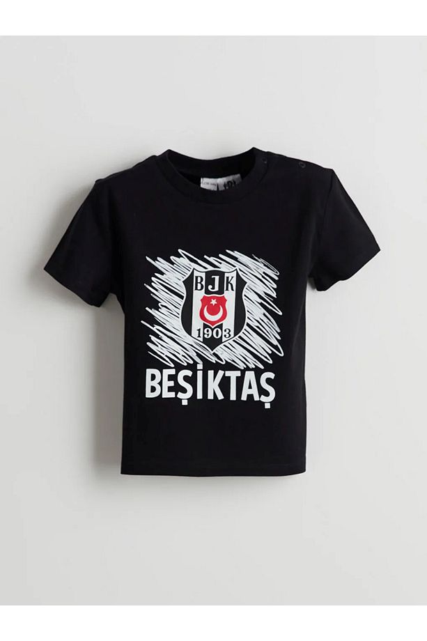 LCW Baby 1903 BJK Taraftar Baskılı Yüksek Pamuklu Erkek Bebek Şortlu Pijama Takım - 2