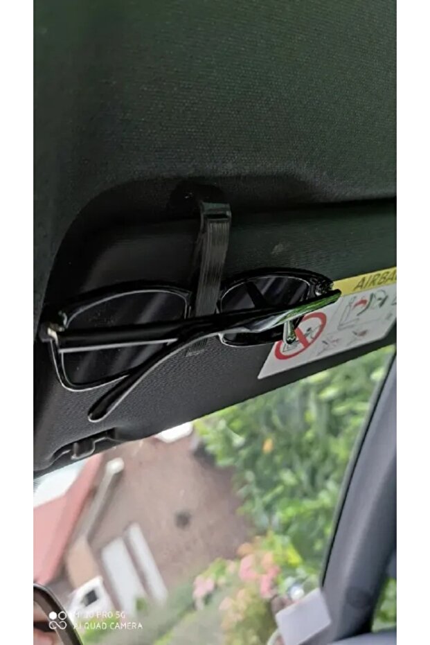 Car Glasses Clip – Stylish and Safe Glasses Storage Bracket