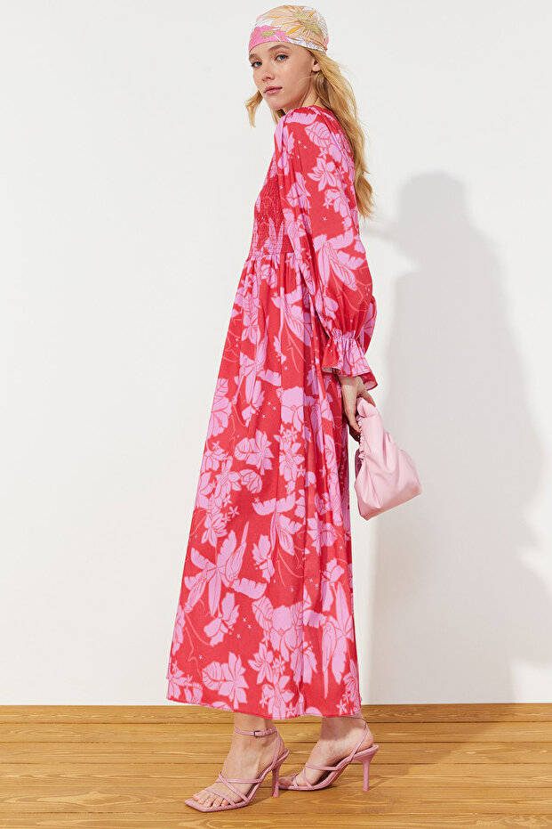 Červené elastické tkané šaty s velkým květinovým potiskem TCTSS24EB00109 - 3