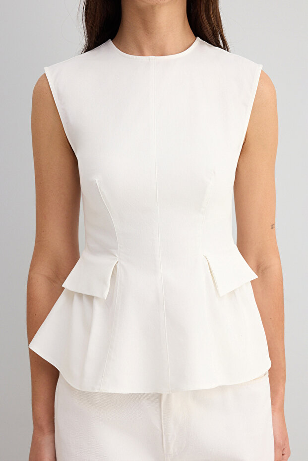 Ekru Pamuklu Gabardin Peplum Cep Detaylı Dokuma Bluz TWOSS25BZ00538 - 4