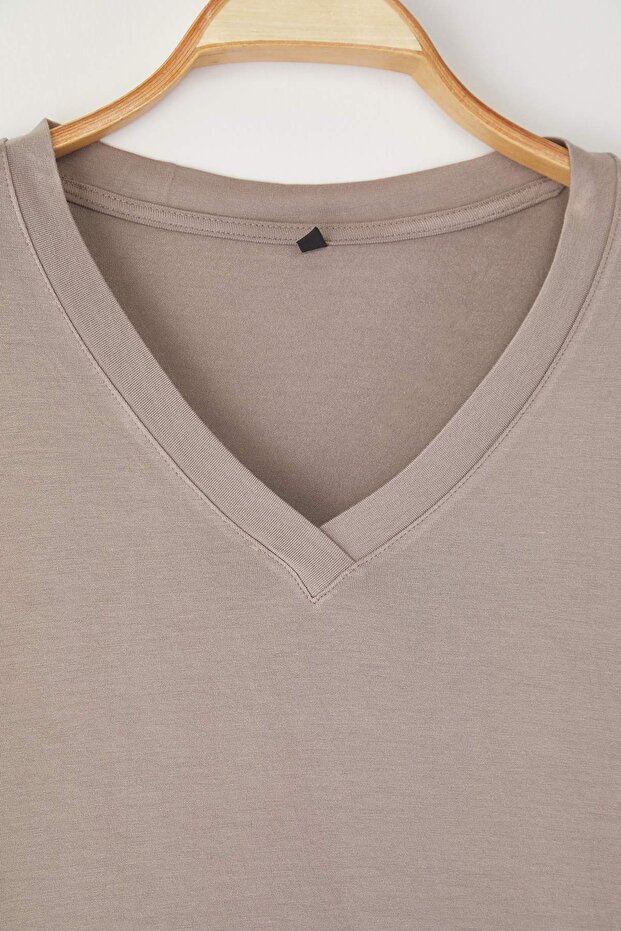 Taş Regular Fit V Yaka Büyük Beden T-shirt TBBSS25BF00062 - 6