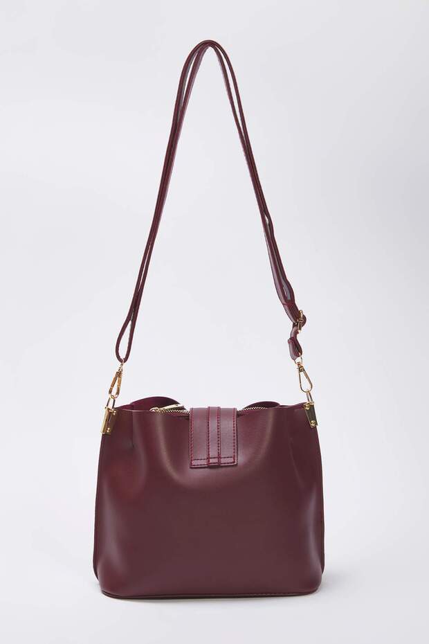 Bordowa regulowana torebka damska z krzyżowymi paskami Mini/Mała torebka miejska TAKSS25OC00046 - 5