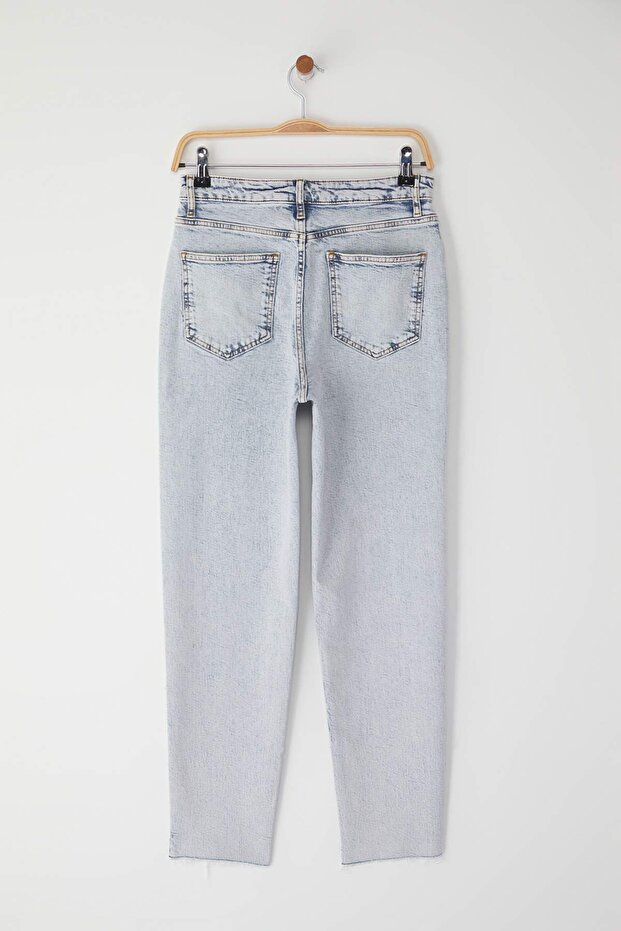 Açık Mavi Yüksek Bel Mom Comfort Jeans TWOSS25JE00279 - 6