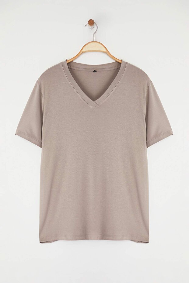 Taş Regular Fit V Yaka Büyük Beden T-shirt TBBSS25BF00062 - 5