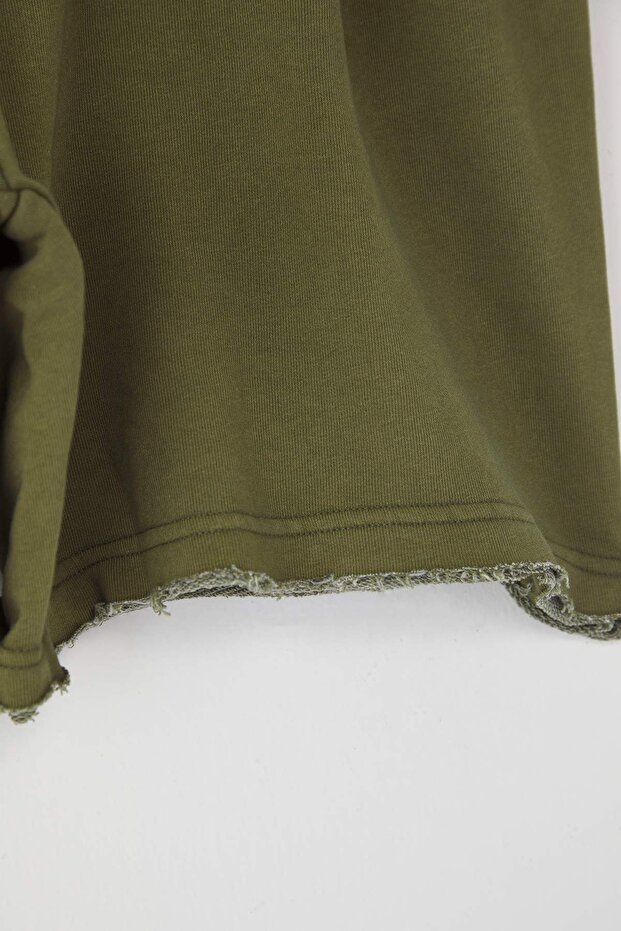 Yeşil Oversize/Geniş Kesim Dikiş Detaylı Şort & Bermuda TMNSS25SR00057 - 7