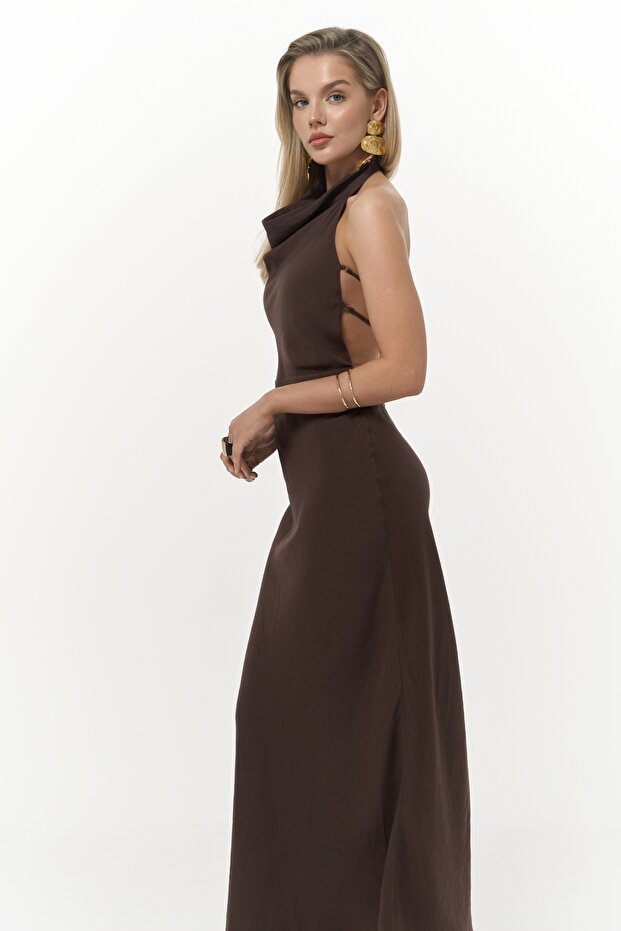 Loretta Sırt Dekolteli Kahve Uzun Elbise - 4