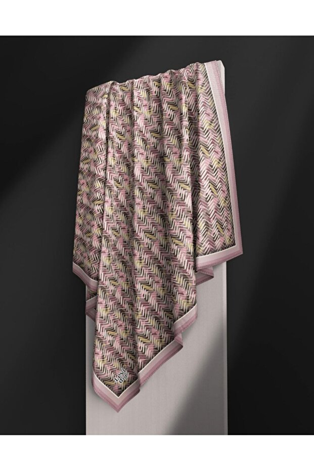 Geometric Zigzag Pattern Sparkling Crystal Scarf - 3