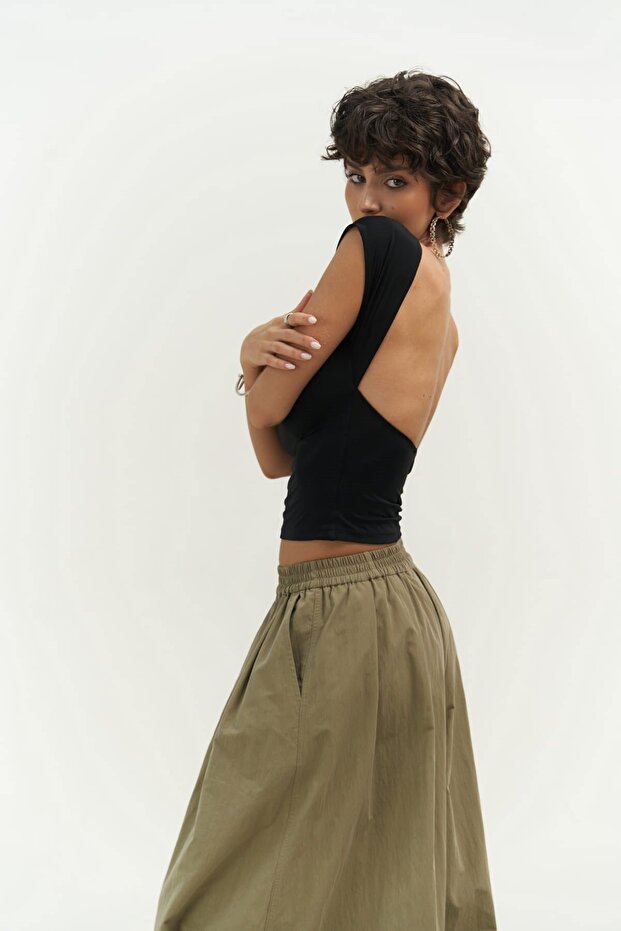 Nives Sırt Dekolteli Siyah Crop - 6