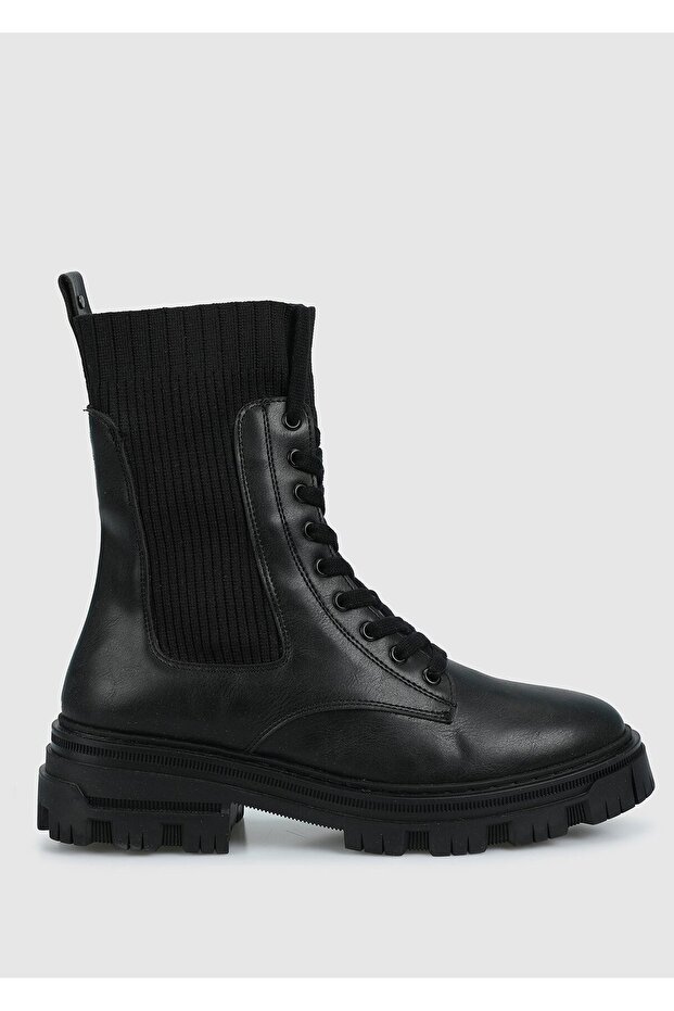 Siyah Kadın Bot - 1