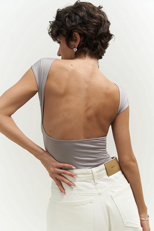 Nives Backless Gray Crop - 7