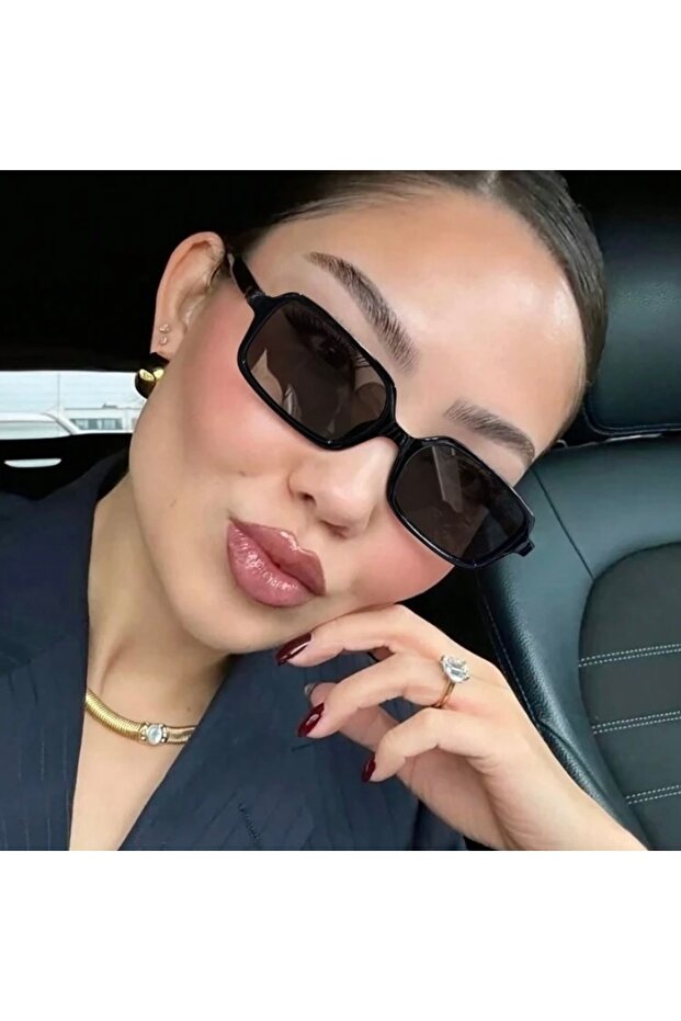 نظارات شمسية نسائية مستطيلة باللون الأسود نظارات شمسية ريترو