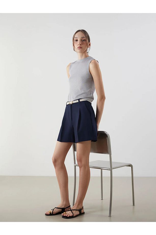 LCW Vision Lacivert Beli Kemerli Loose Fit Kadın Şort - 1
