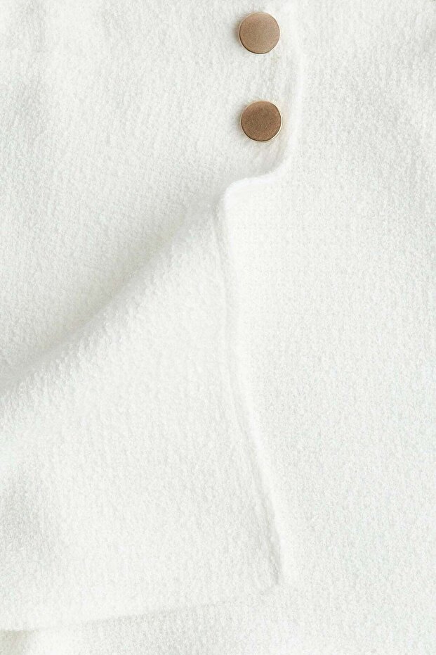 تنورة قصيرة مزخرفة - 3