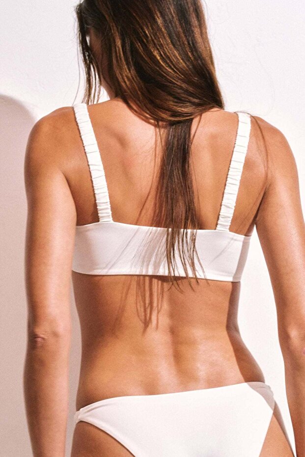 الجزء العلوي من البكيني المبطن - 6