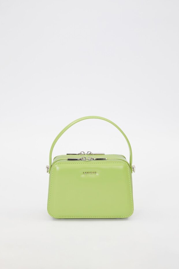 حقيبة كتف ذات مظهر مربع أخضر اللون - 1