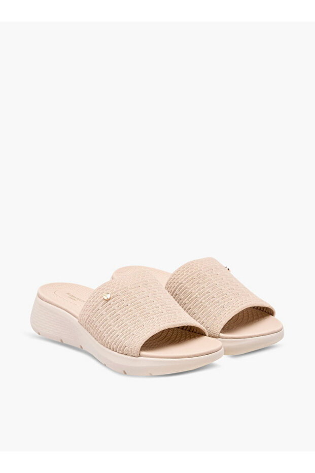 Floral Bella Textured Slip-On Sandals