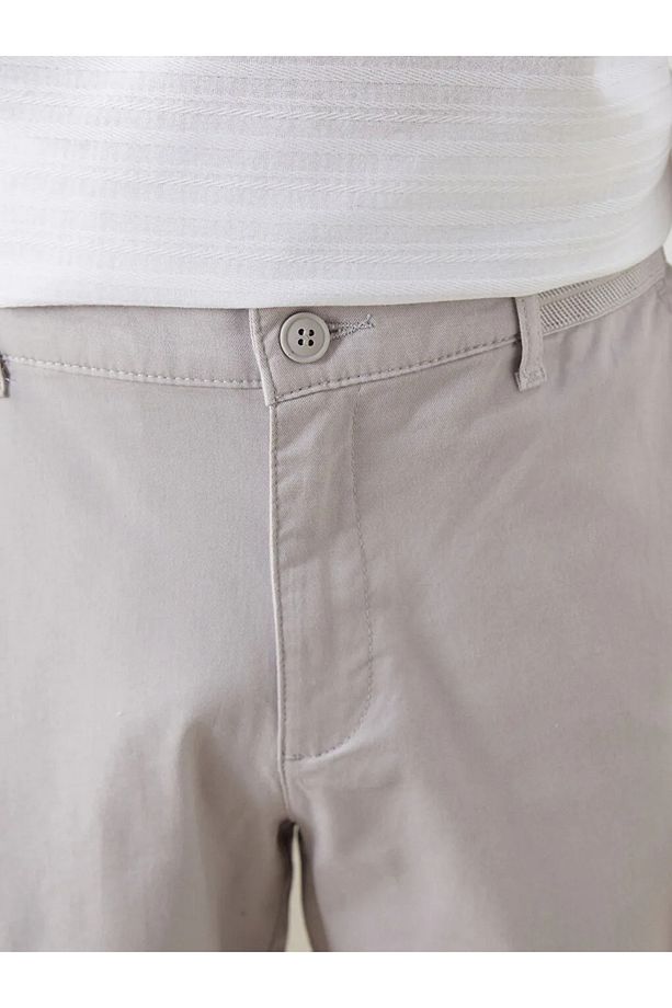 LCWAIKIKI Classic Gri Standart Kalıp Gabardin Erkek Şort - 3