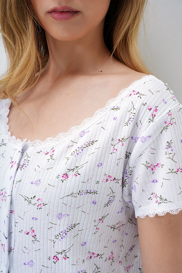 Kadın Mikro Çiçek Fuşya Fisto Detaylı Pamuklu Geniş Yaka Gömlek Ve Şortlu Pijama Takımı Pjmx13899 - 4