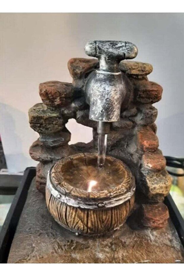 نافورة صنبور الماء
