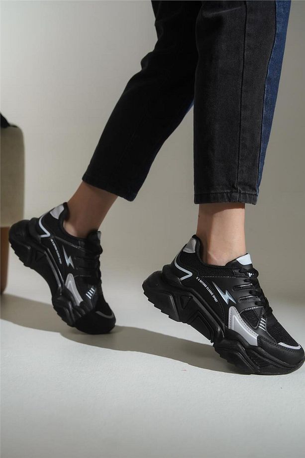 Bağcıklı Yüksek Taban Kadın Sneaker - 4