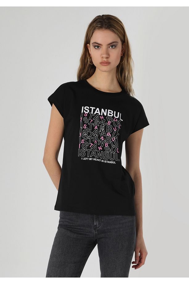 Regular Fit Yuvarlak Yaka Baskılı Kadın Siyah Kısa Kol Tişört - 3