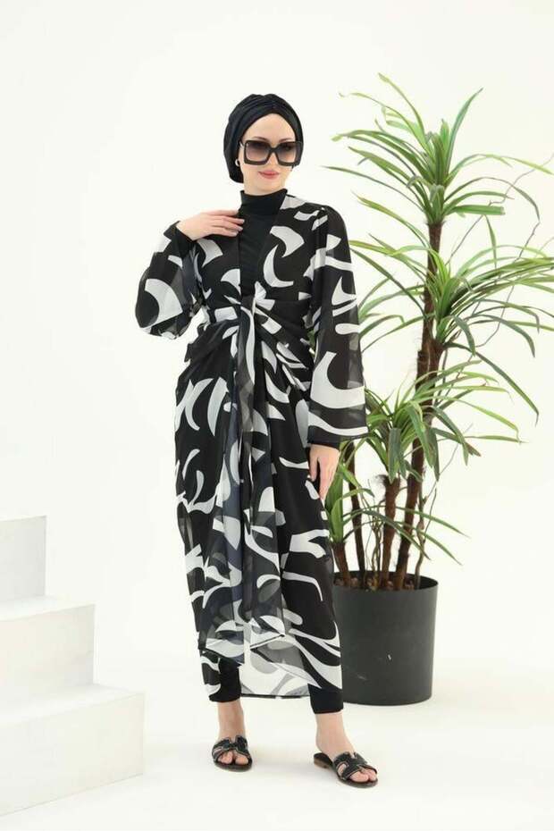 Laura göksu patterned pareo