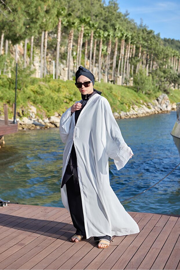 White Hooded Design Hijab Pareo