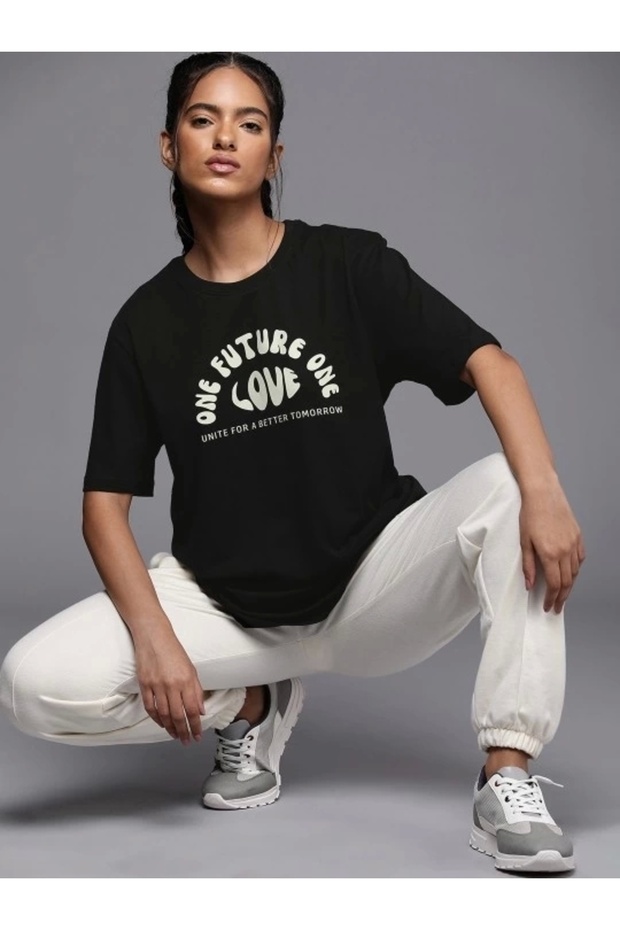 تي شيرت مطبوع كبير الحجم - أسود - 3