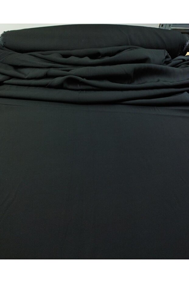 155 cm Black Woven Fluid