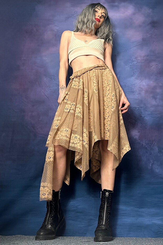 MILKY BROWN LACE TULLE ASYMMETRICAL SKIRT