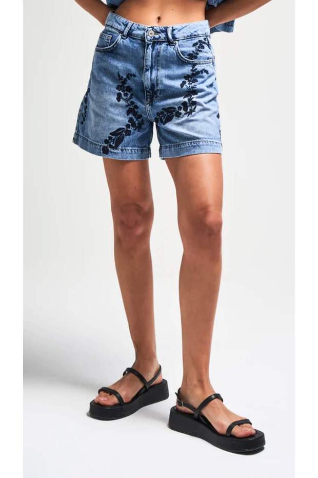 Nakış İşletmeli Denim Şort - 1