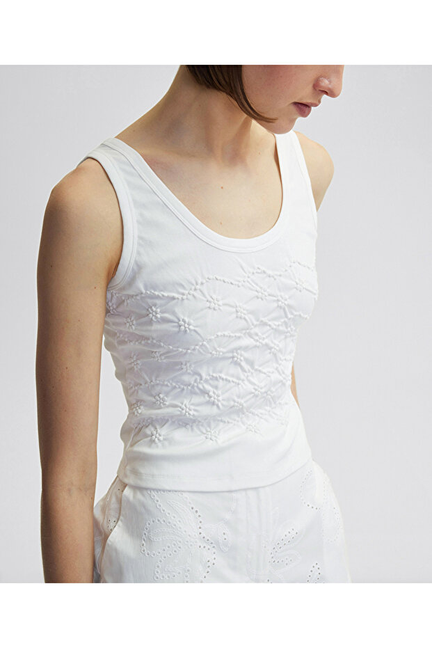 Çiçek nakışlı tişört - 2