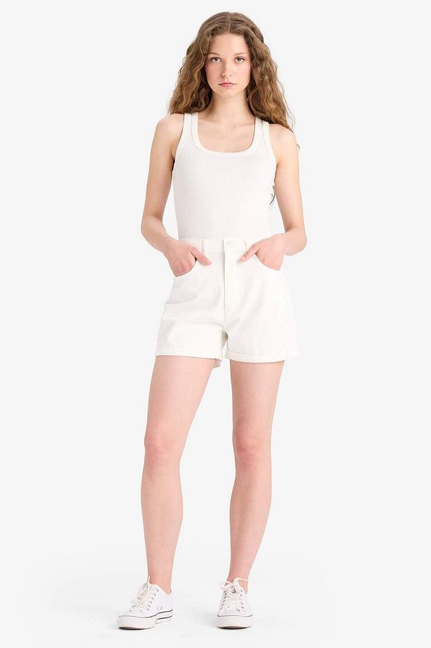 Mom Fit Yüksek Bel Katlamalı Paça Jean Şort E4695AX25SM - 2